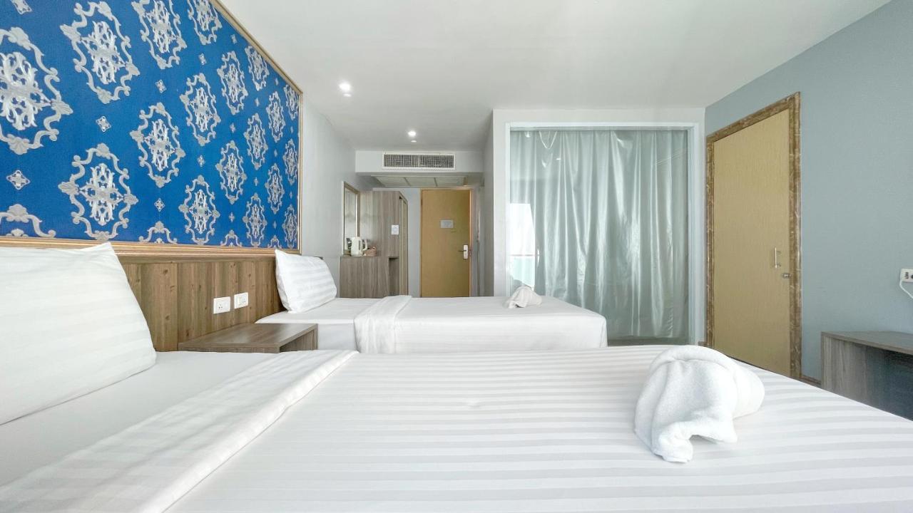Dragon Beach Resort , Jomtien Beach Pattaya Exterior photo